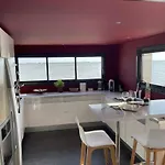 Design With Panoramic Pond View And Jacuzzi * Pérols